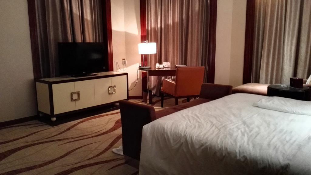 Ziguangyuan Hotel Jilin Екстериор снимка