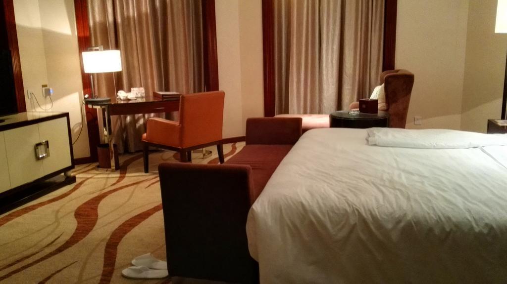 Ziguangyuan Hotel Jilin Екстериор снимка