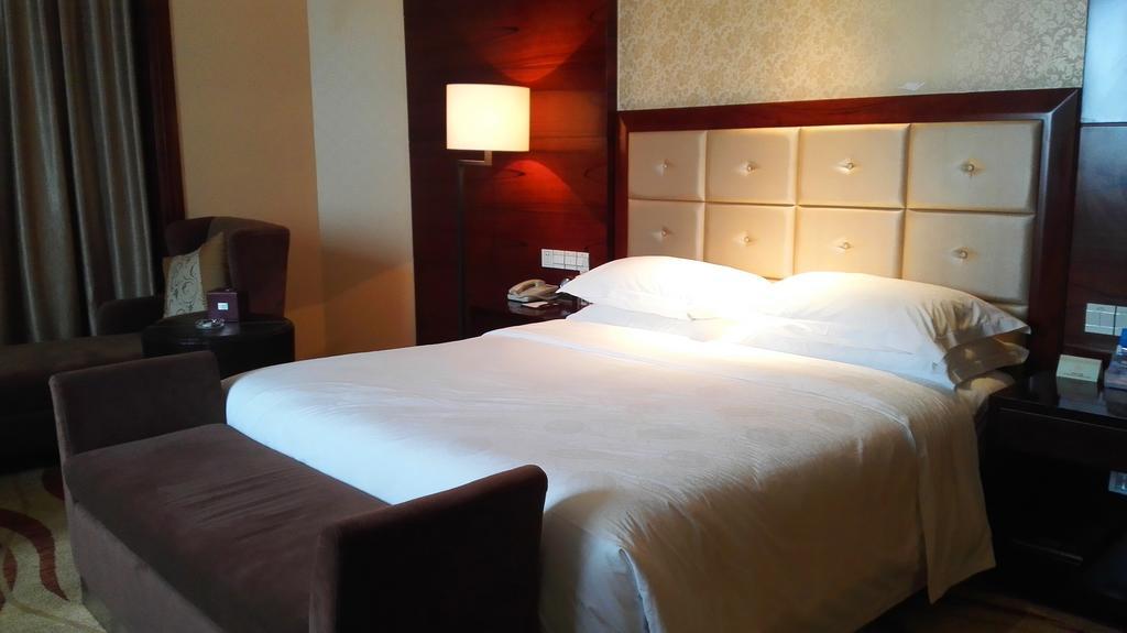 Ziguangyuan Hotel Jilin Екстериор снимка